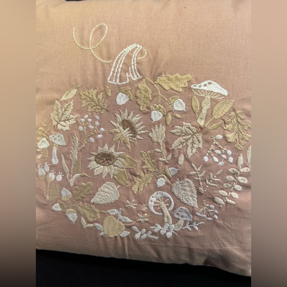 2 Cream Pumpkin / Floral Linen Embroidered Pillows 15” - Picture 4 of 8